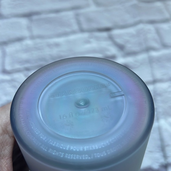 Starbucks 2021 Limited edition frosted design 16oz tumbler - Picture 3 of 5